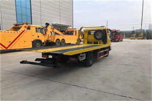 琼结非事故拖车