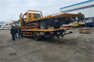 琼结同城汽车补胎